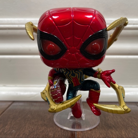 Marvel Iron Spider Funko Pop - Picture 1 of 6